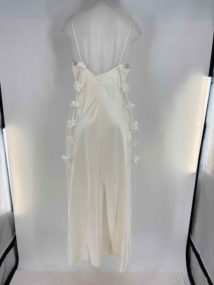 Size L Cream Dress