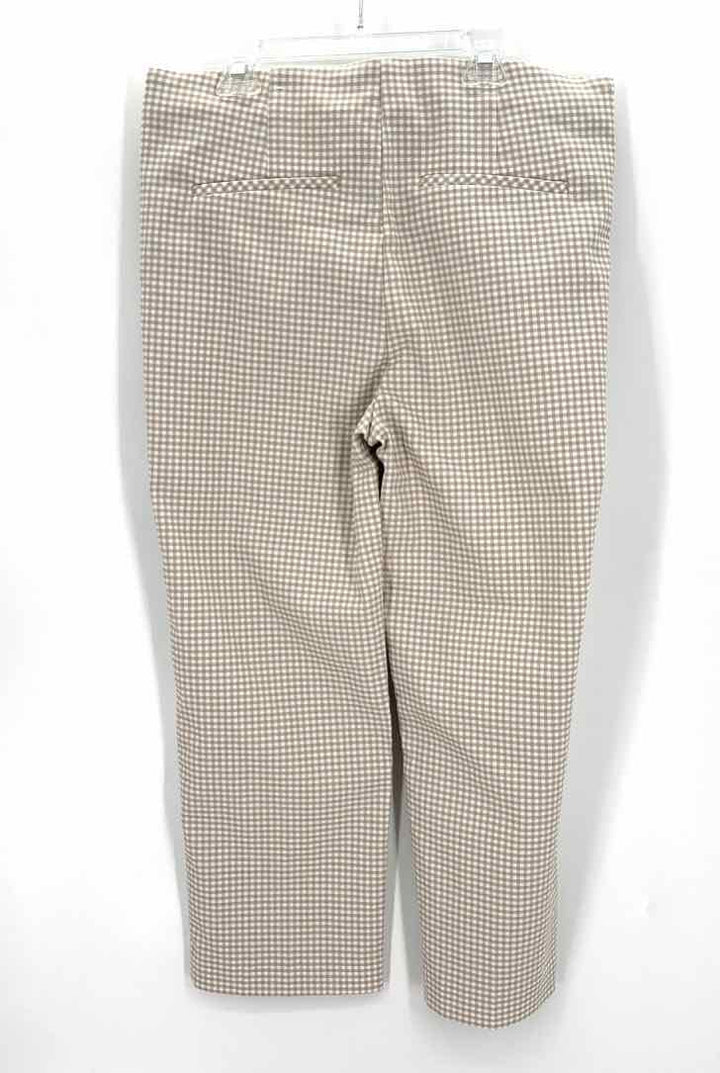 Size M Chico's Tan Capri