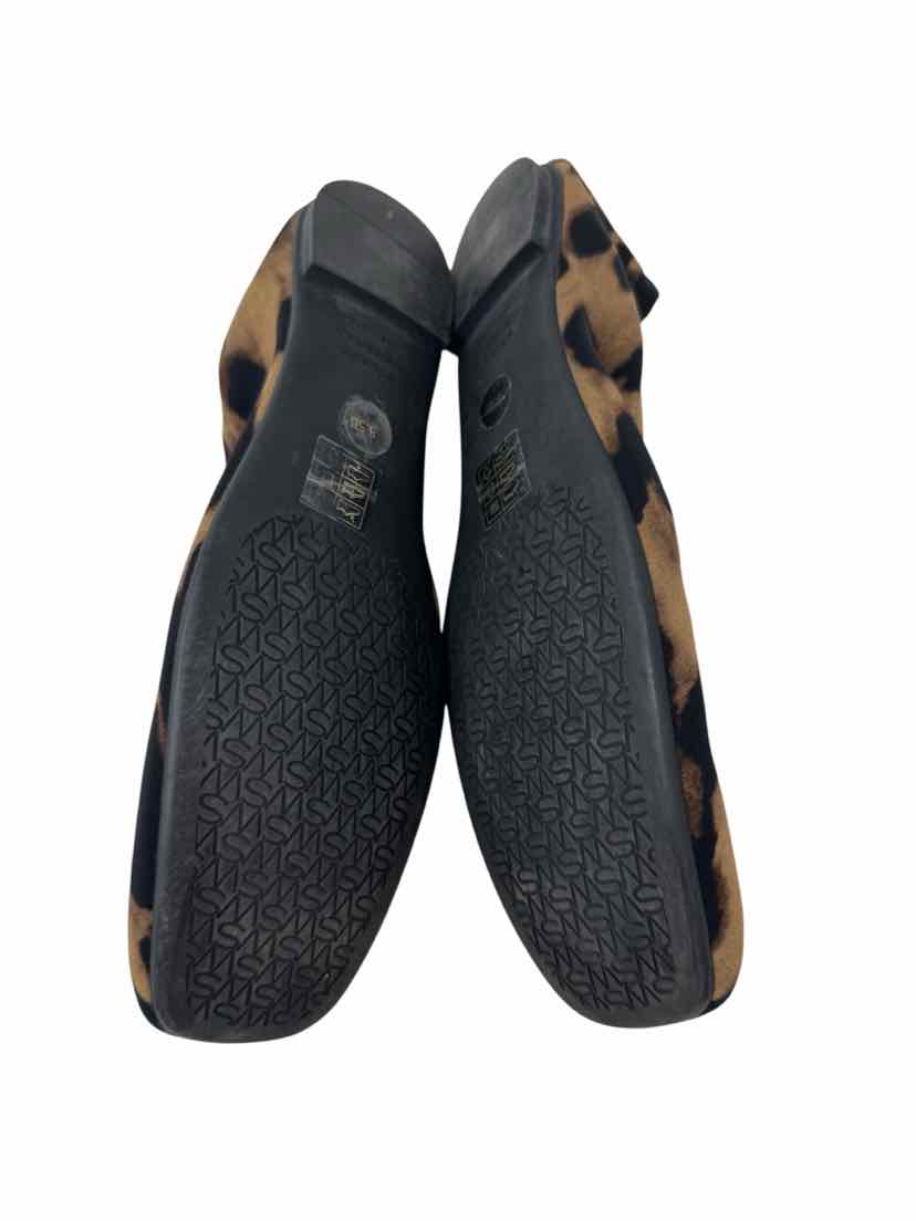 Shoe Size 8.5 Stuart Weitzman Brown Print Flats
