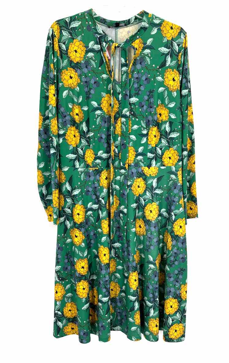 Size 16 ELOQUII Green Dress