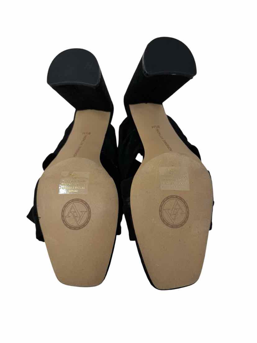 Shoe Size 9.5 ADRIENNE VITTADINI Black Suede Sandals