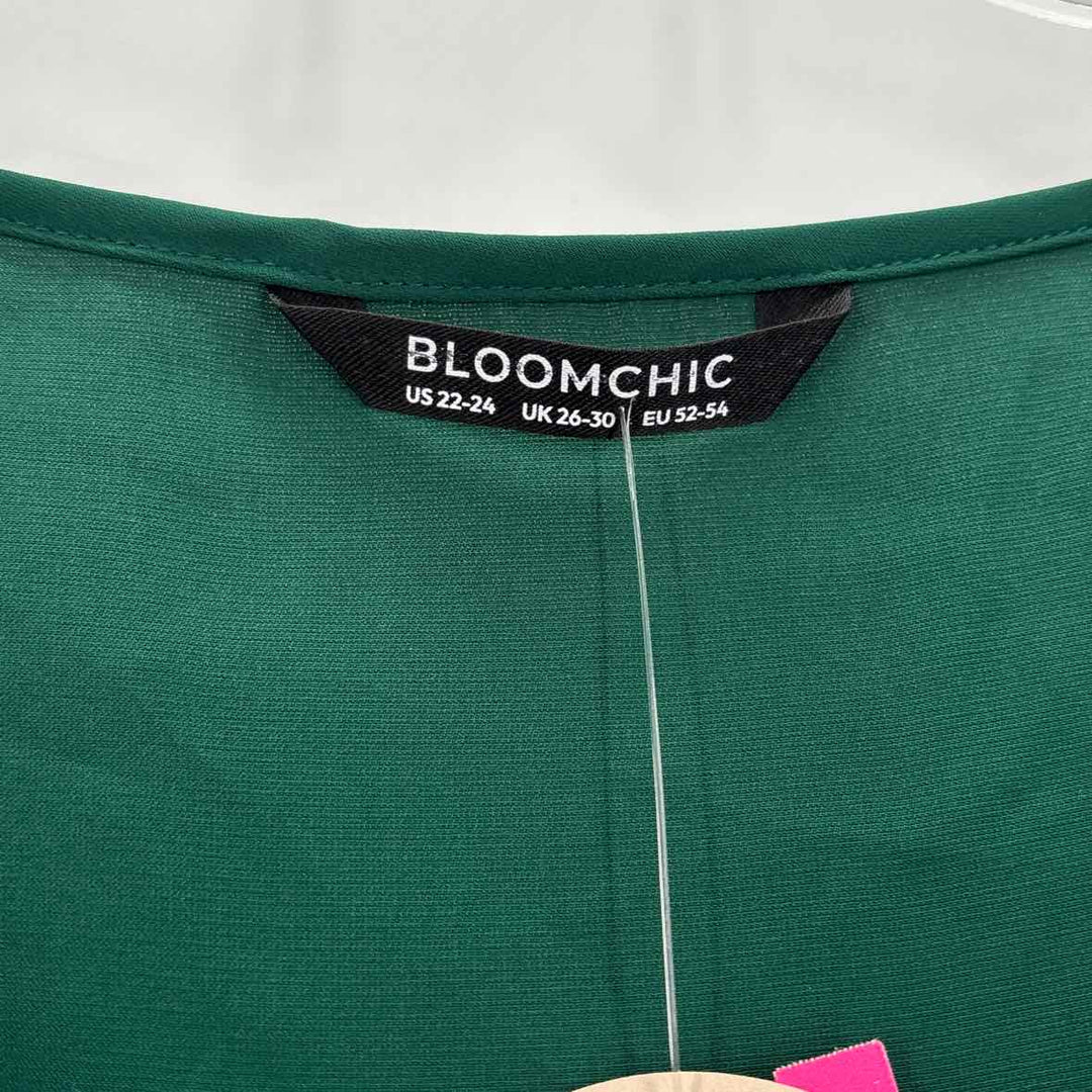 Size 22 Green Shirt