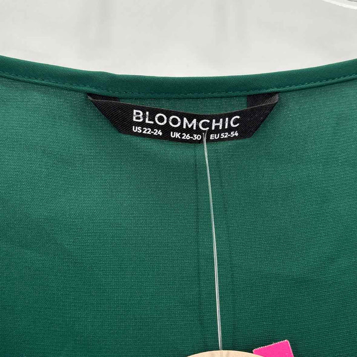 Size 22 Green Shirt