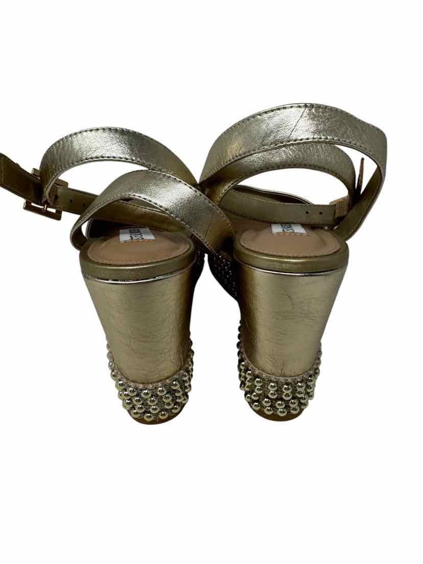 Shoe Size 10 Steve Madden Gold Sandals