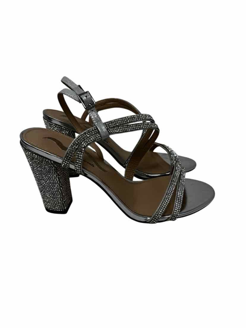 Shoe Size 8.5 Nine West Silver Sandals