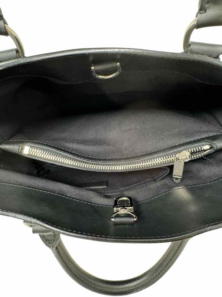 Louis Vuitton Luxury - Purse
