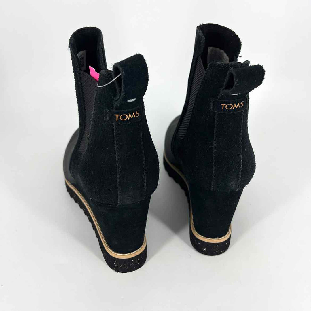 Shoe Size 6.5 Toms Black Suede Boots