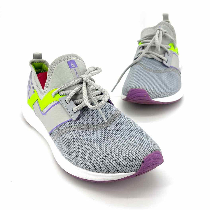 Shoe Size 9 New Balance Gray Knit Sneakers