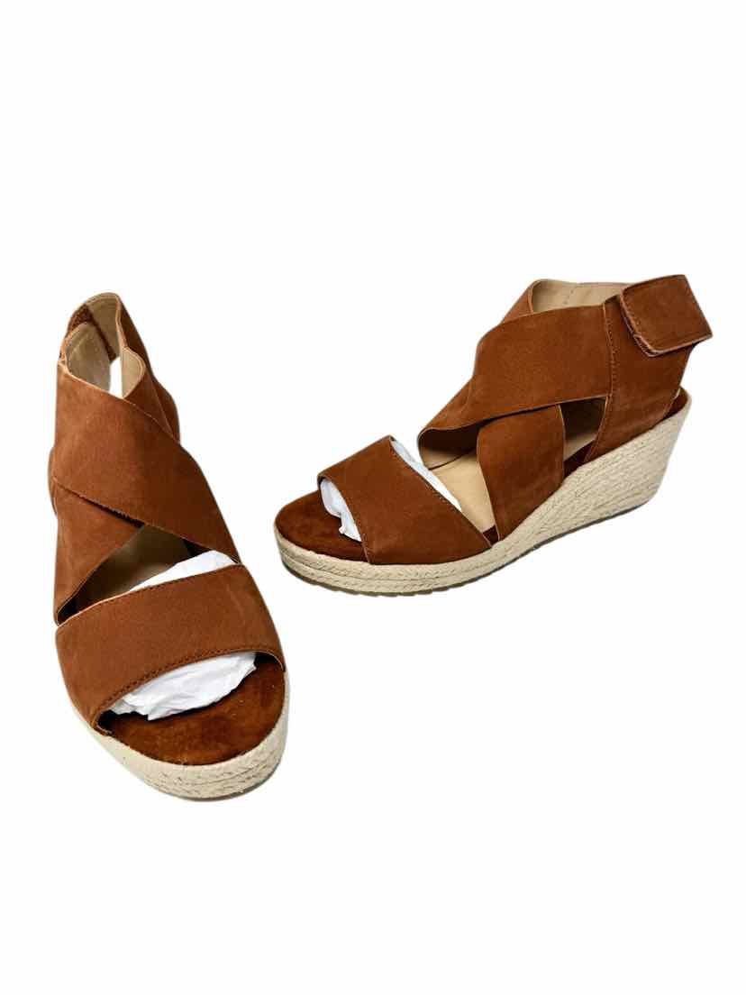 Shoe Size 9.5 Naturalizer Tan Leather Sandals