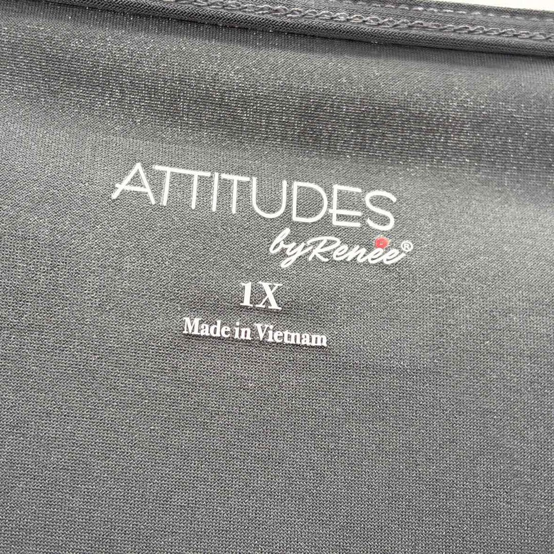 Size 1X Gray Shirt
