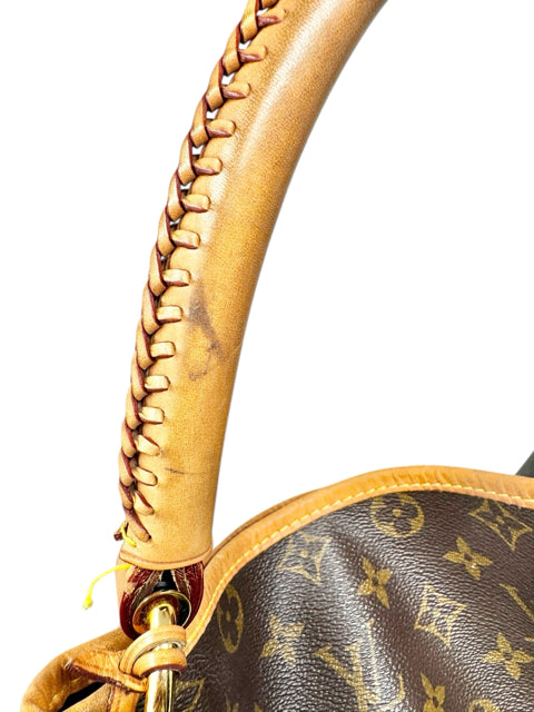 Louis Vuitton Luxury - Purse