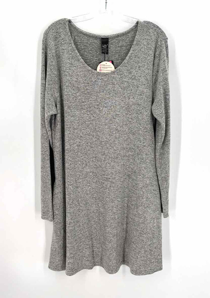 Size L/XL Gray Shirt