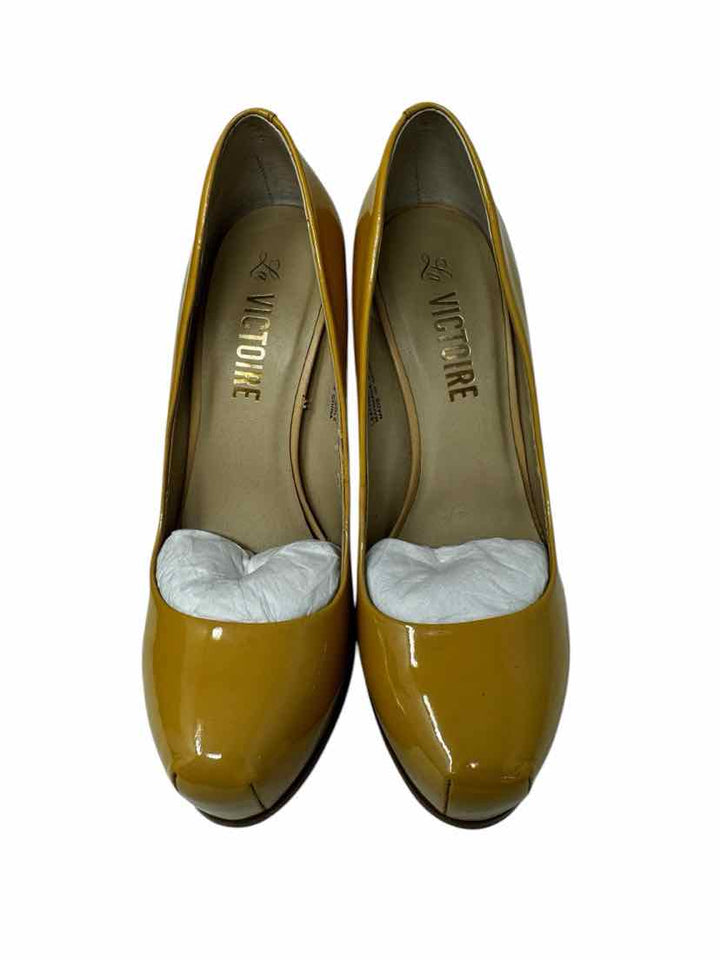 Shoe Size 7.5 Nude PATENT Pumps