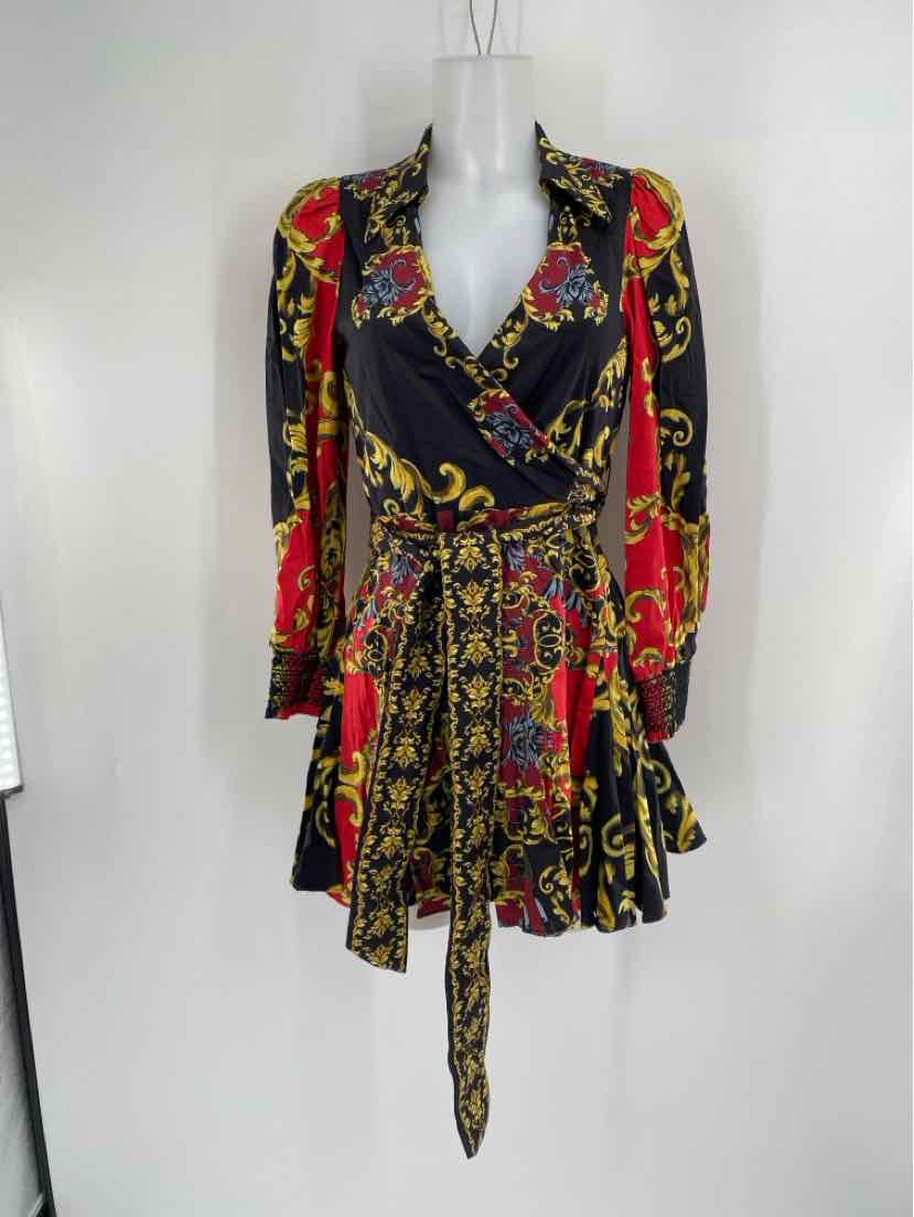 Size 2 Alice + Olivia Black Print Jacket