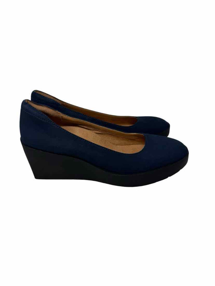 Shoe Size 7 VIONIC Navy Suede Pumps