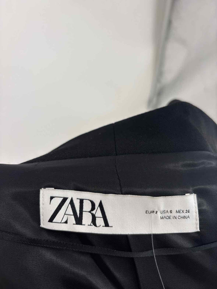 Size S ZARA Black Blazer
