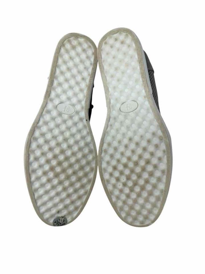 Shoe Size 9.5 Gray Pumps