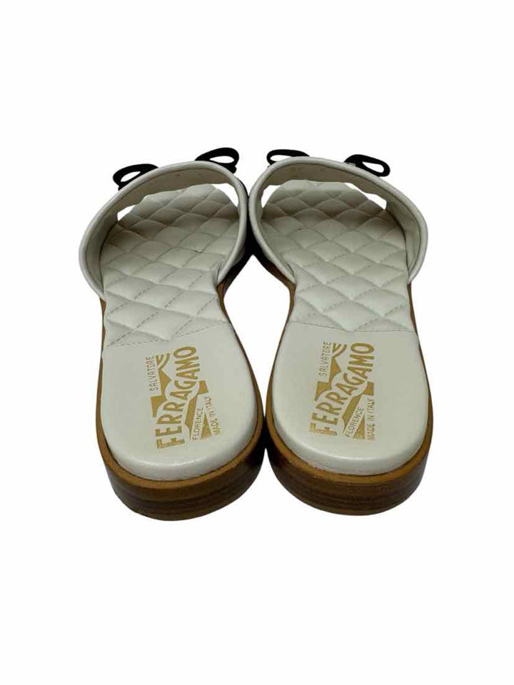 Shoe Size 8 SALVADORE FERRAGAMO Beige Leather Luxury - Sandals