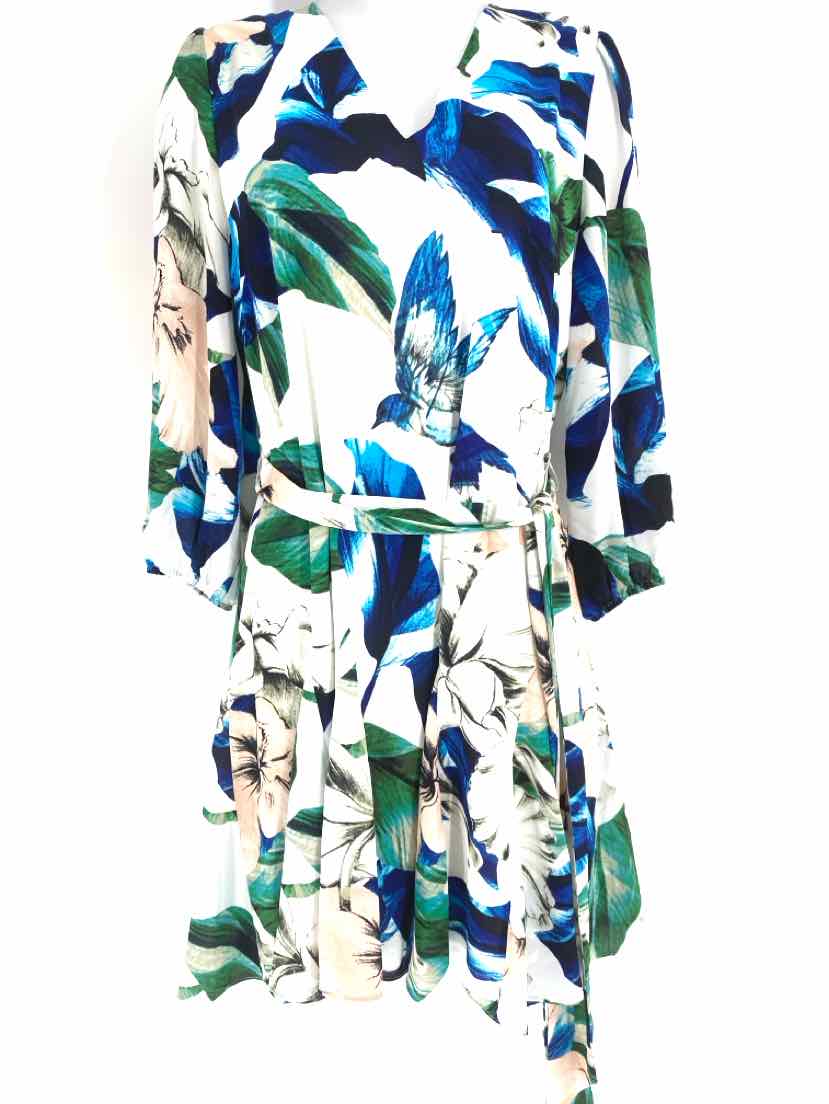 Size 8 White House Black Market Green Dress