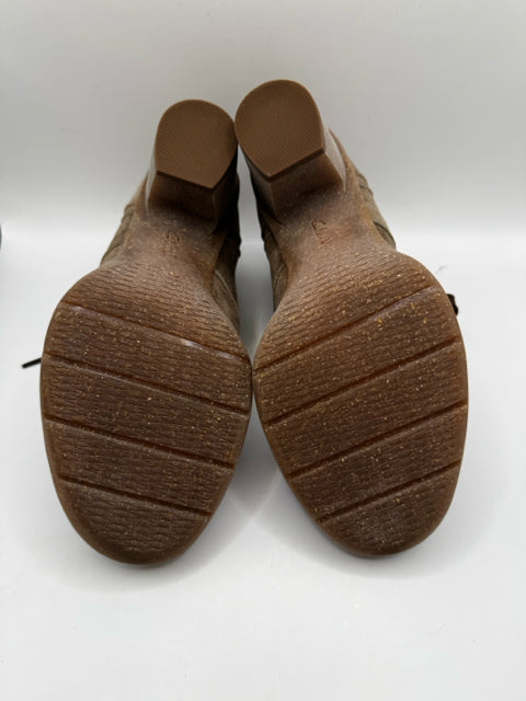 Shoe Size 39 CLARKS Tan Suede Boots