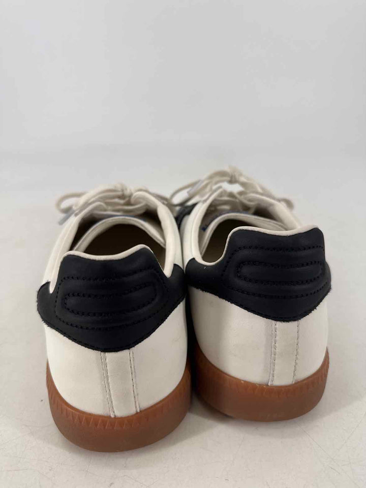 Shoe Size 40 White Sneakers