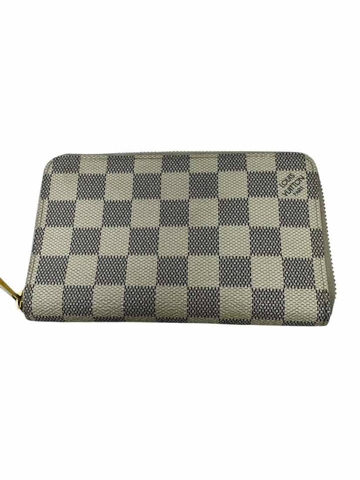 Louis Vuitton Luxury - Purse