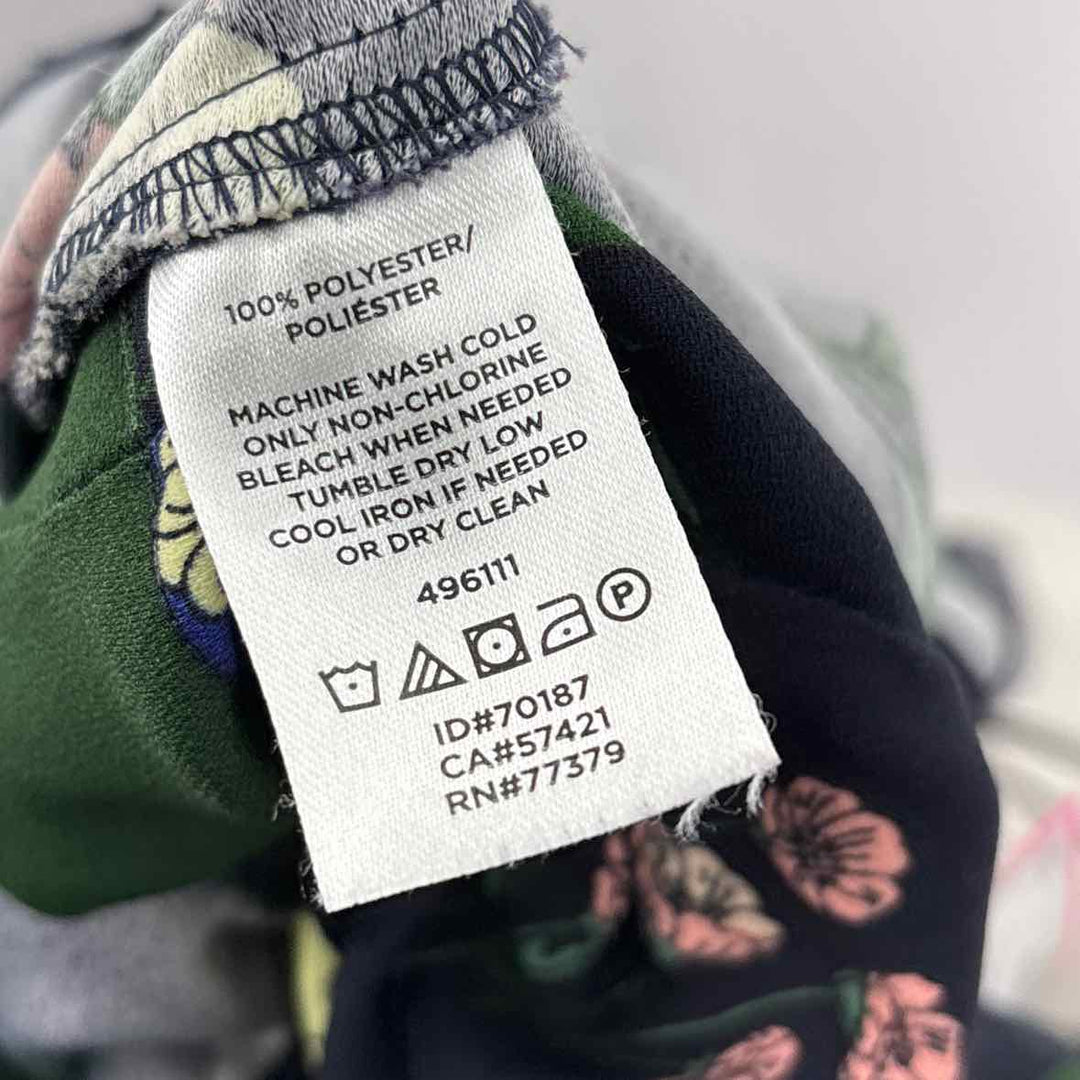 Size M Ann Taylor Multi-Color Shirt