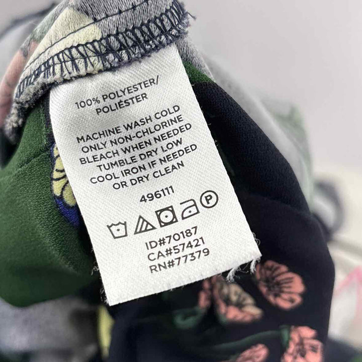 Size M Ann Taylor Multi-Color Shirt