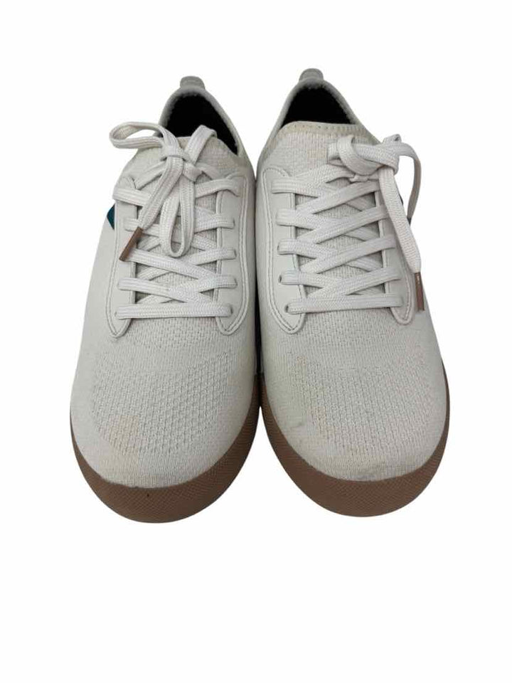 Shoe Size 9 Cream Sneakers