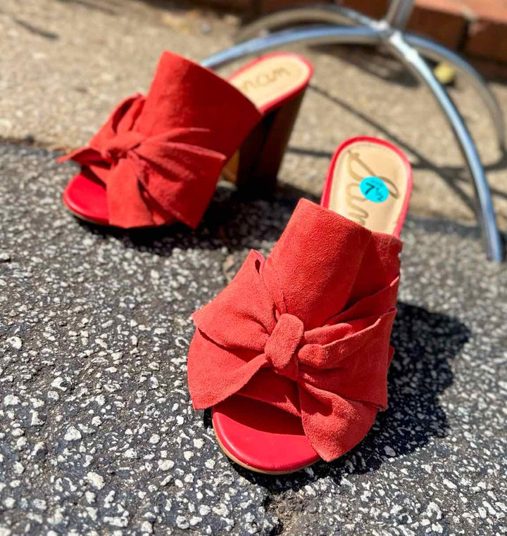 Shoe Size 7.5 Sam Edeleman Coral Suede Mules