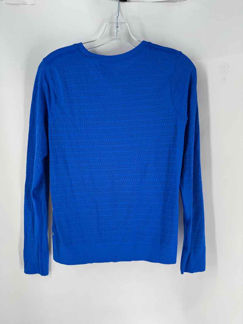 Size M Lululemon Blue Shirt