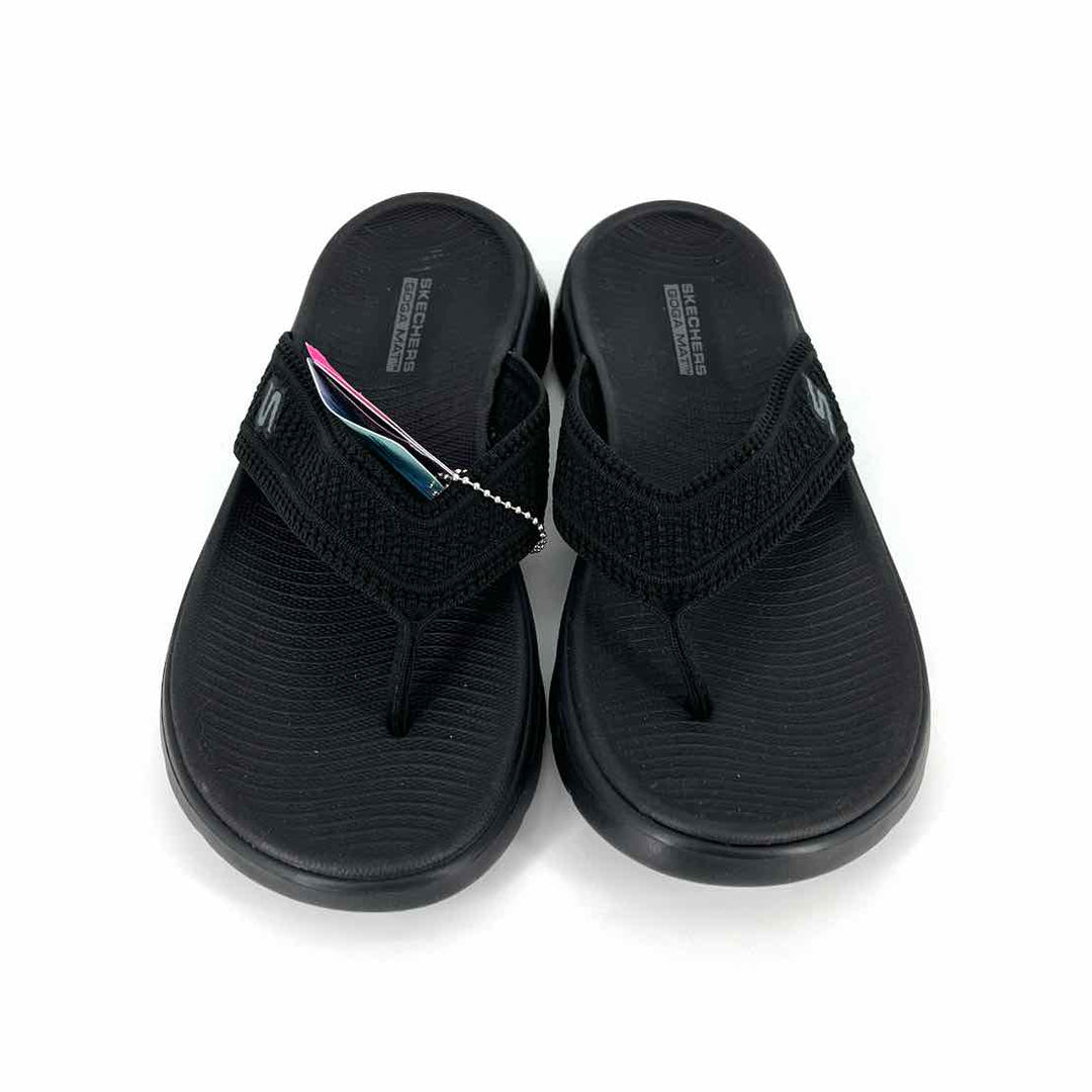 Shoe Size 8 Sketchers Black Knit Sandals