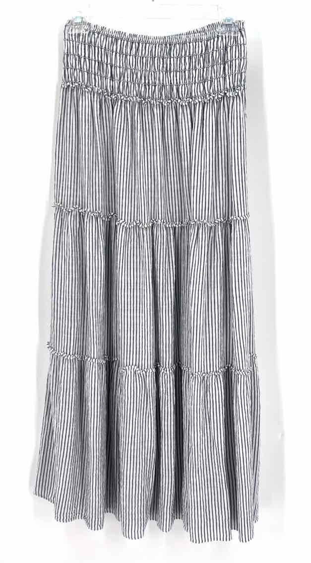 Size S MAX STUDIO White Skirt