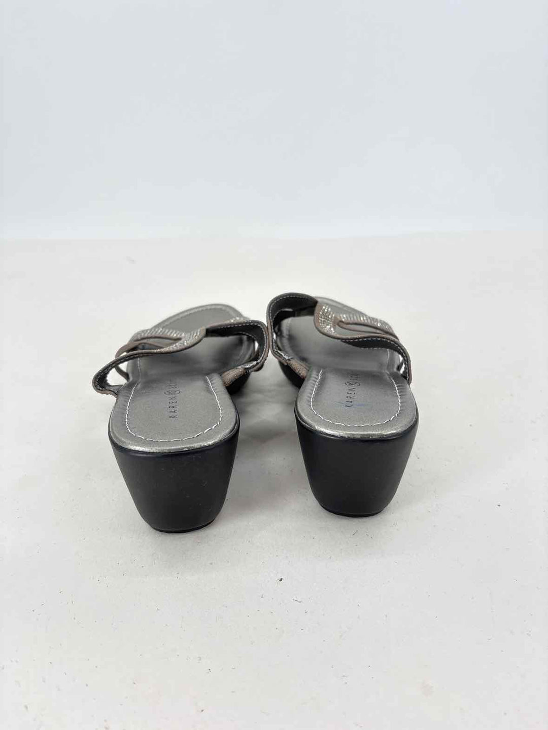 Shoe Size 9.5 Karen Scott Silver Sandals