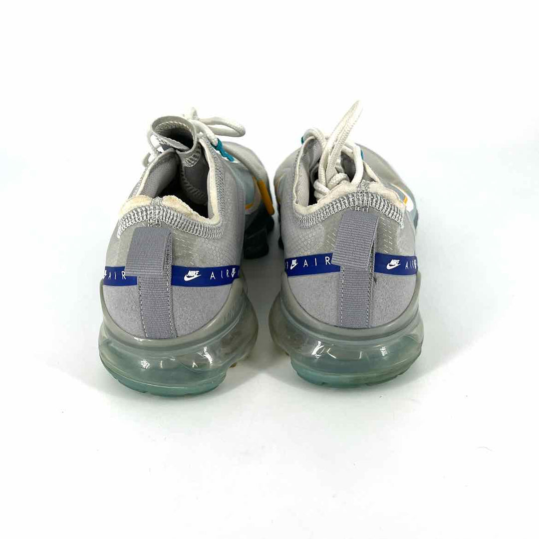 Shoe Size 38 Nike Multi-Color Sneakers