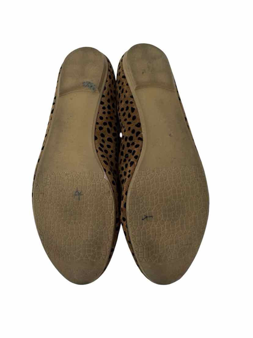 Shoe Size 8.5 ISAAC MIZRAHI Brown Print Flats