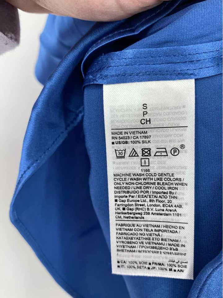 Size S Blue Shirt