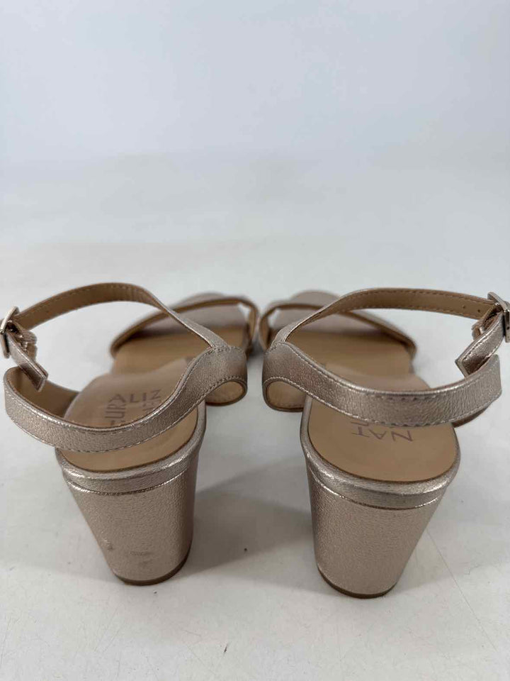Shoe Size 9 Naturalizer Gold Sandals