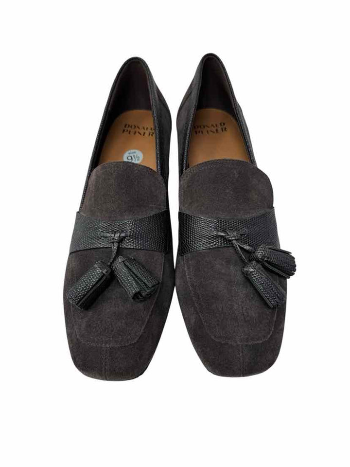 Shoe Size 9.5 DONALD PLINER Brown Suede Pumps