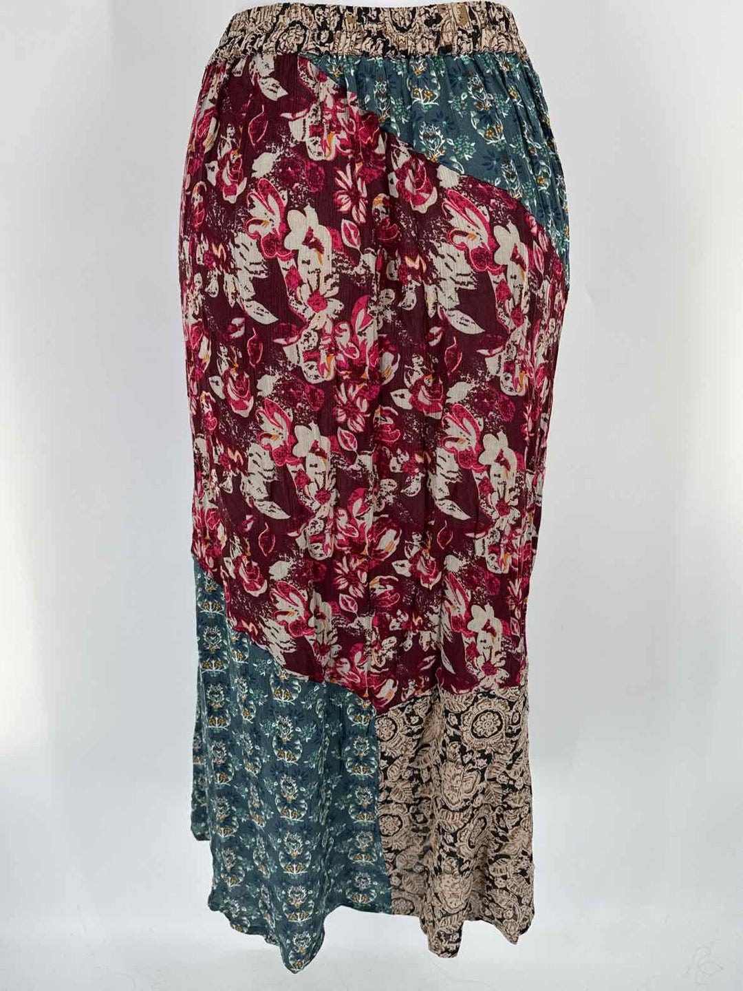 Size L Multi-Color Skirt