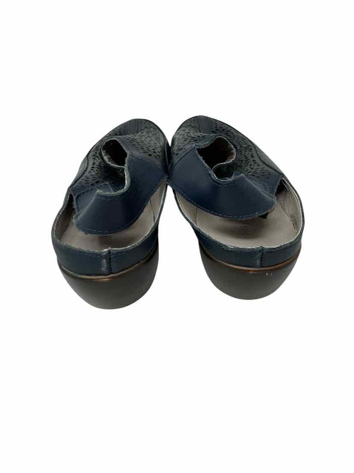 Shoe Size 10 EASY SPIRIT Navy Leather Flats