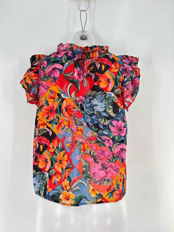 Size M Multi-Color Shirt