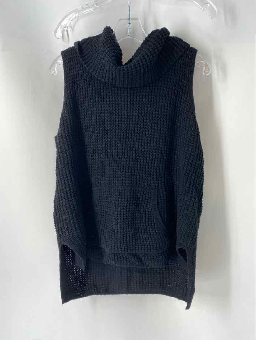 Size M Vince Camuto Black Sweater
