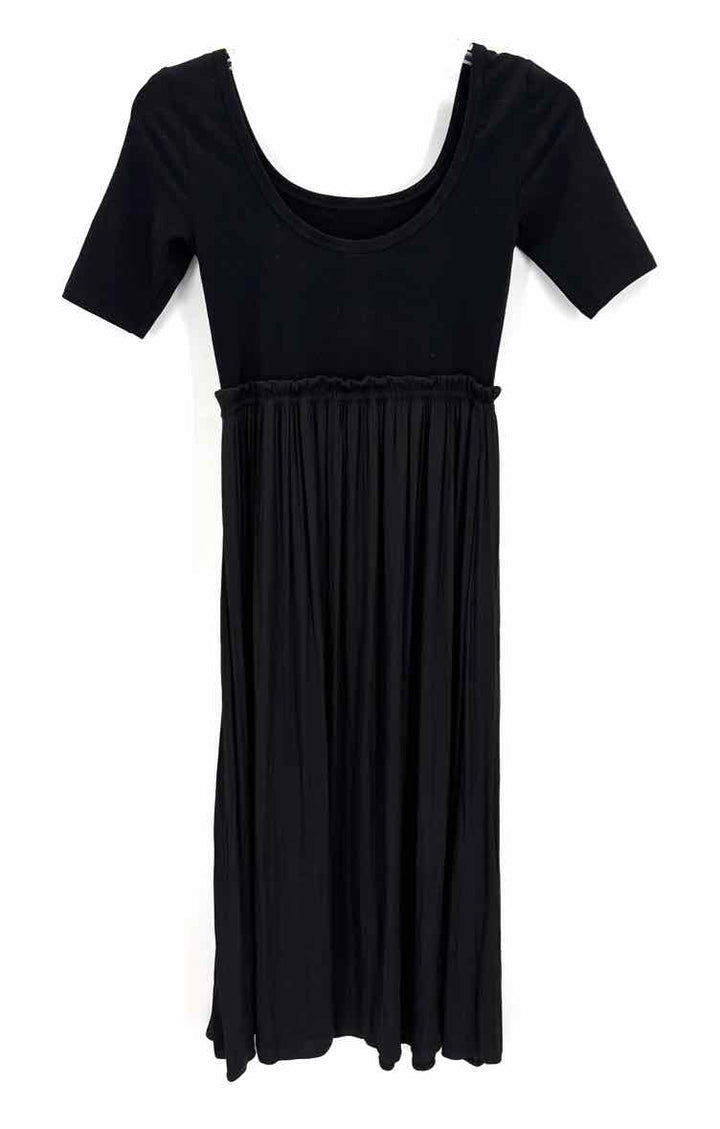 Size XS GAP Black Dress