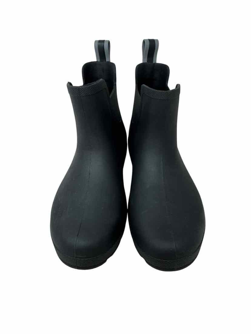 Shoe Size 8 Black Boots