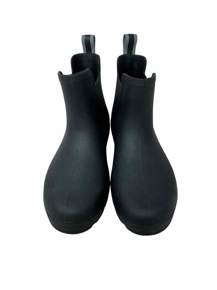 Shoe Size 8 Black Boots