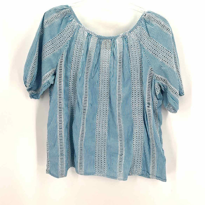 Size L Multi-Color Shirt