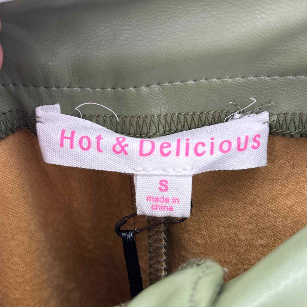 Size S Green Pants