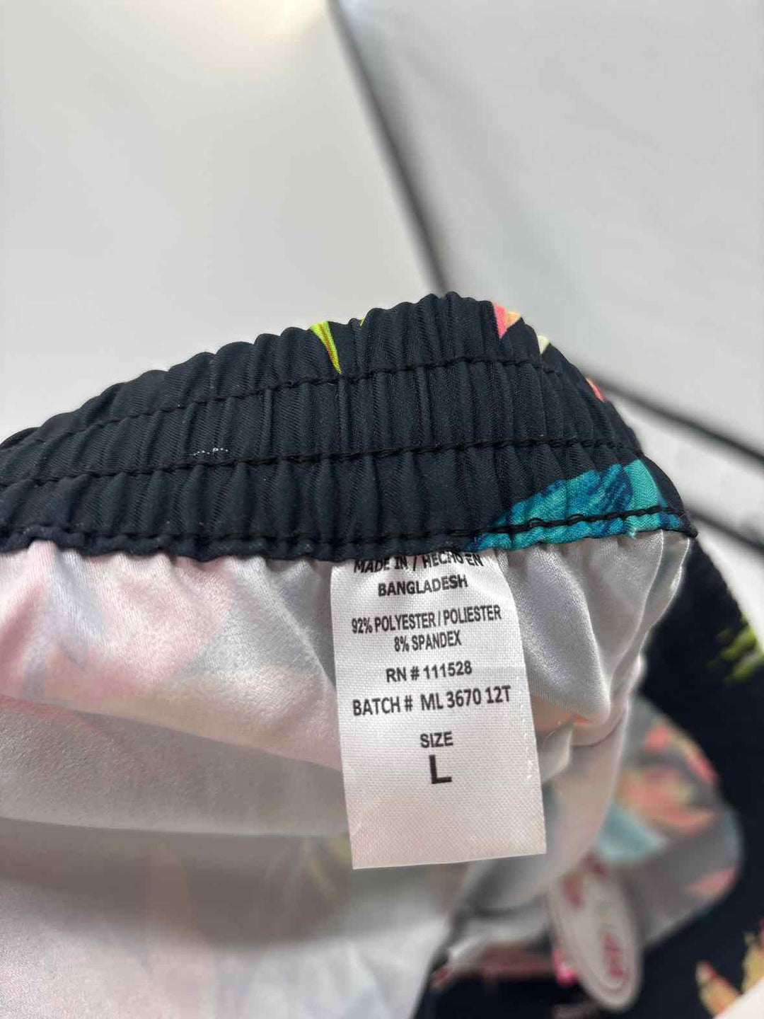 Size L Black Print Shorts