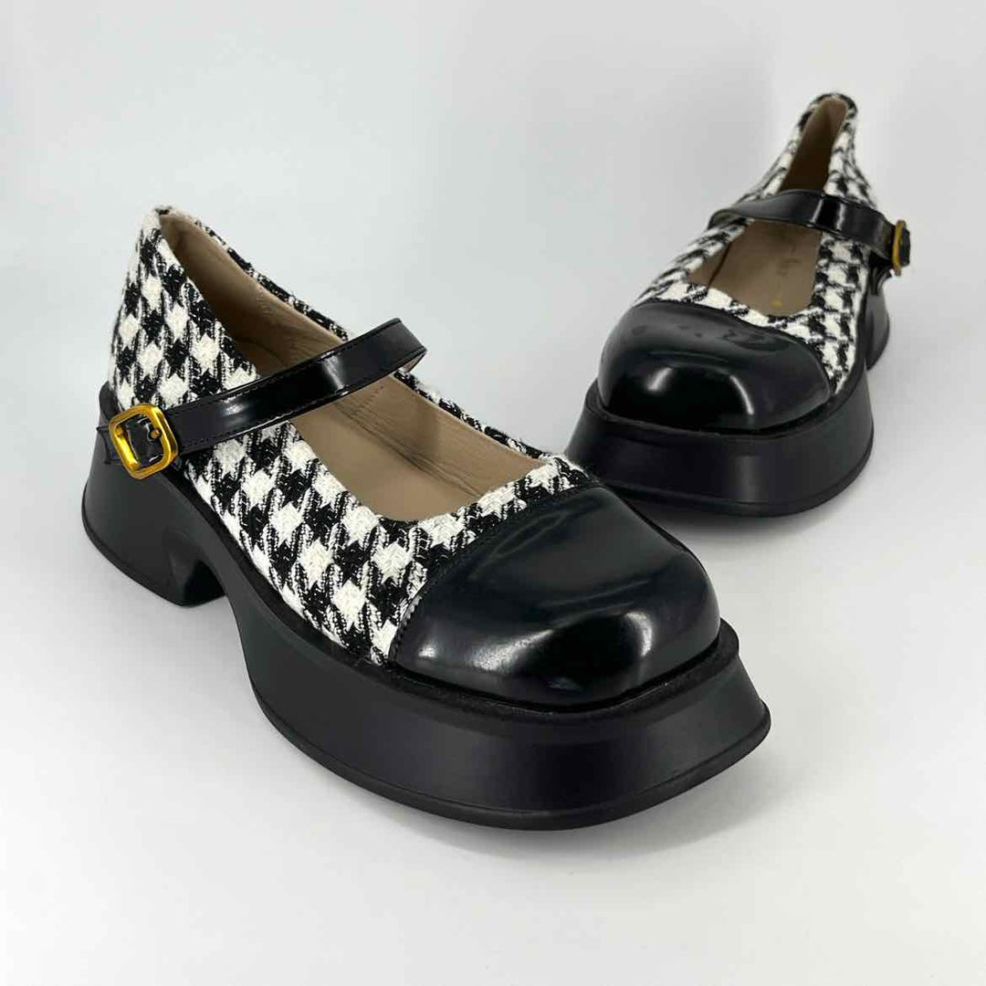 Shoe Size 40 Black Loafers